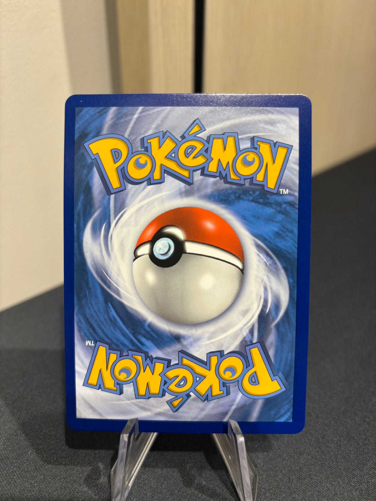 Pikachu & Zekrom GX - 33/181 - Sun & Moon Team Up