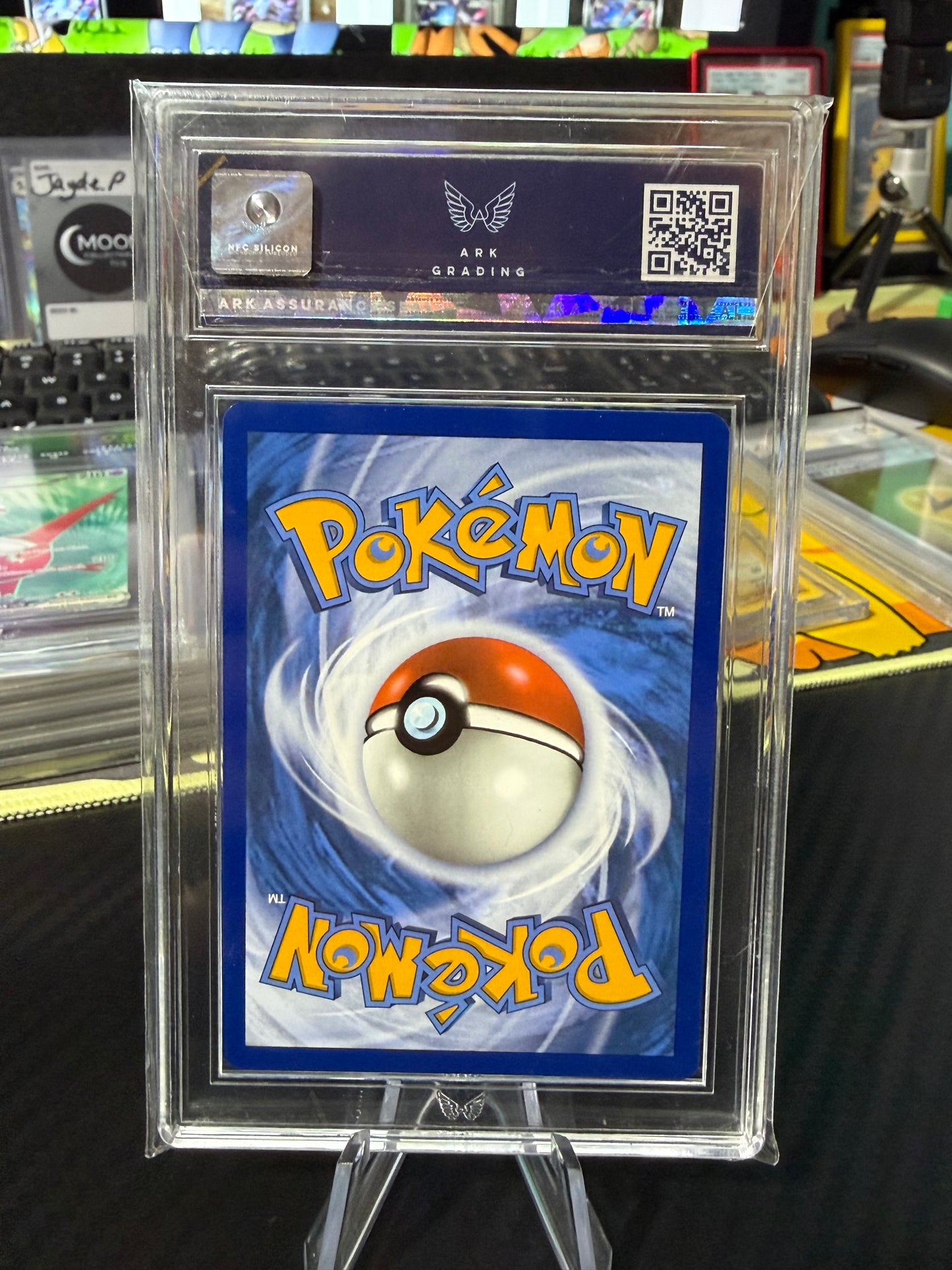 ARK 9.5 - Surfer - 235/191 - Full Art - Surging Sparks