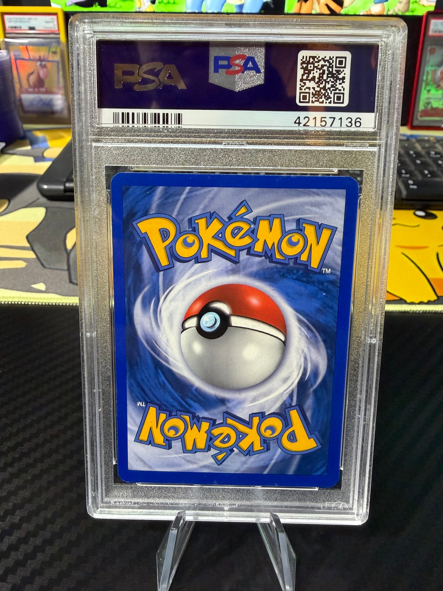 PSA 8 - Farfetch’d Holo - 107/106 - Ex Emerald