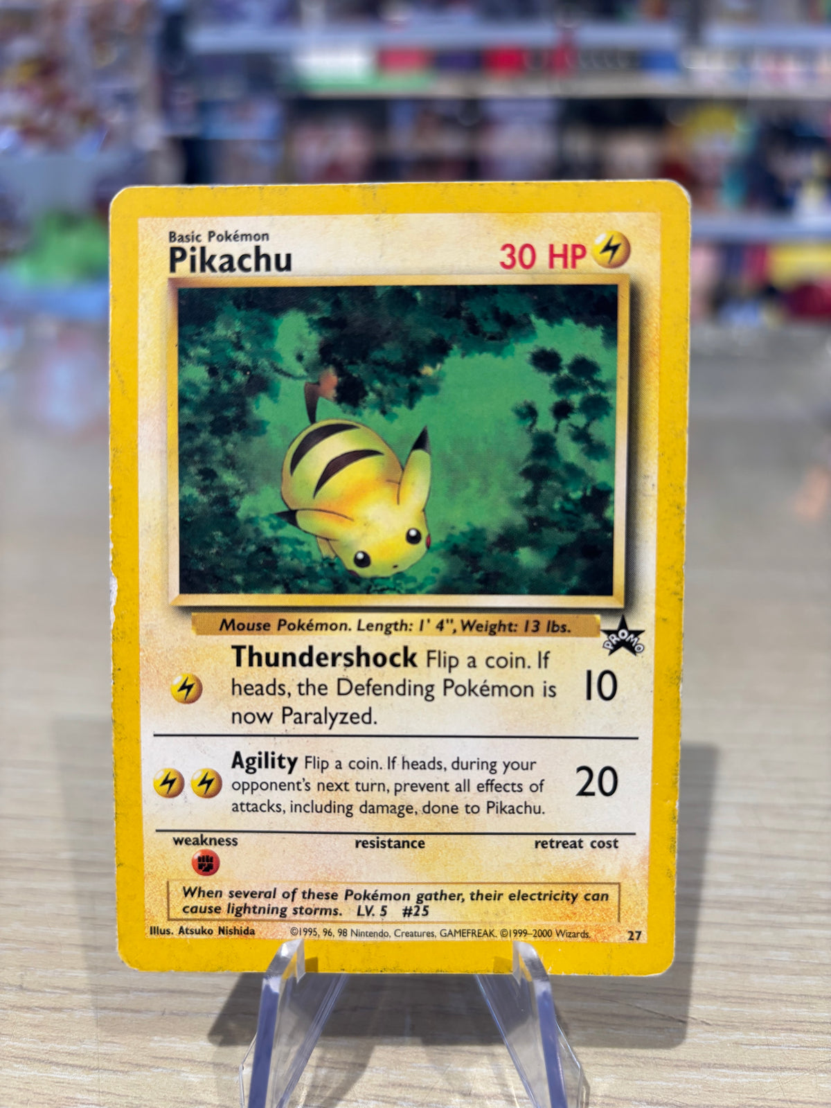 Pikachu - 27 - Wizards of The Coast Black Star Promo - HP