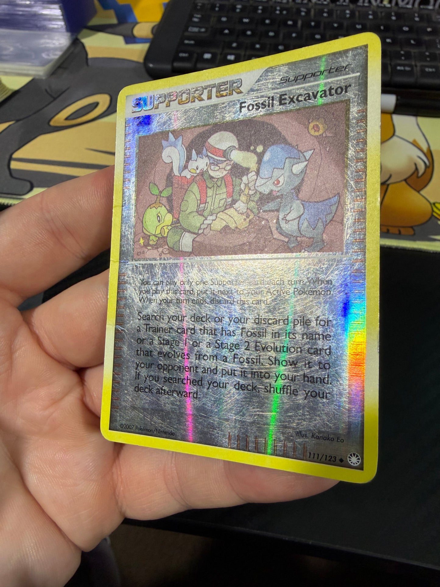 Fossil Excavator - Reverse Holo - 111/123 - Mysterious Treasures - MP/HP