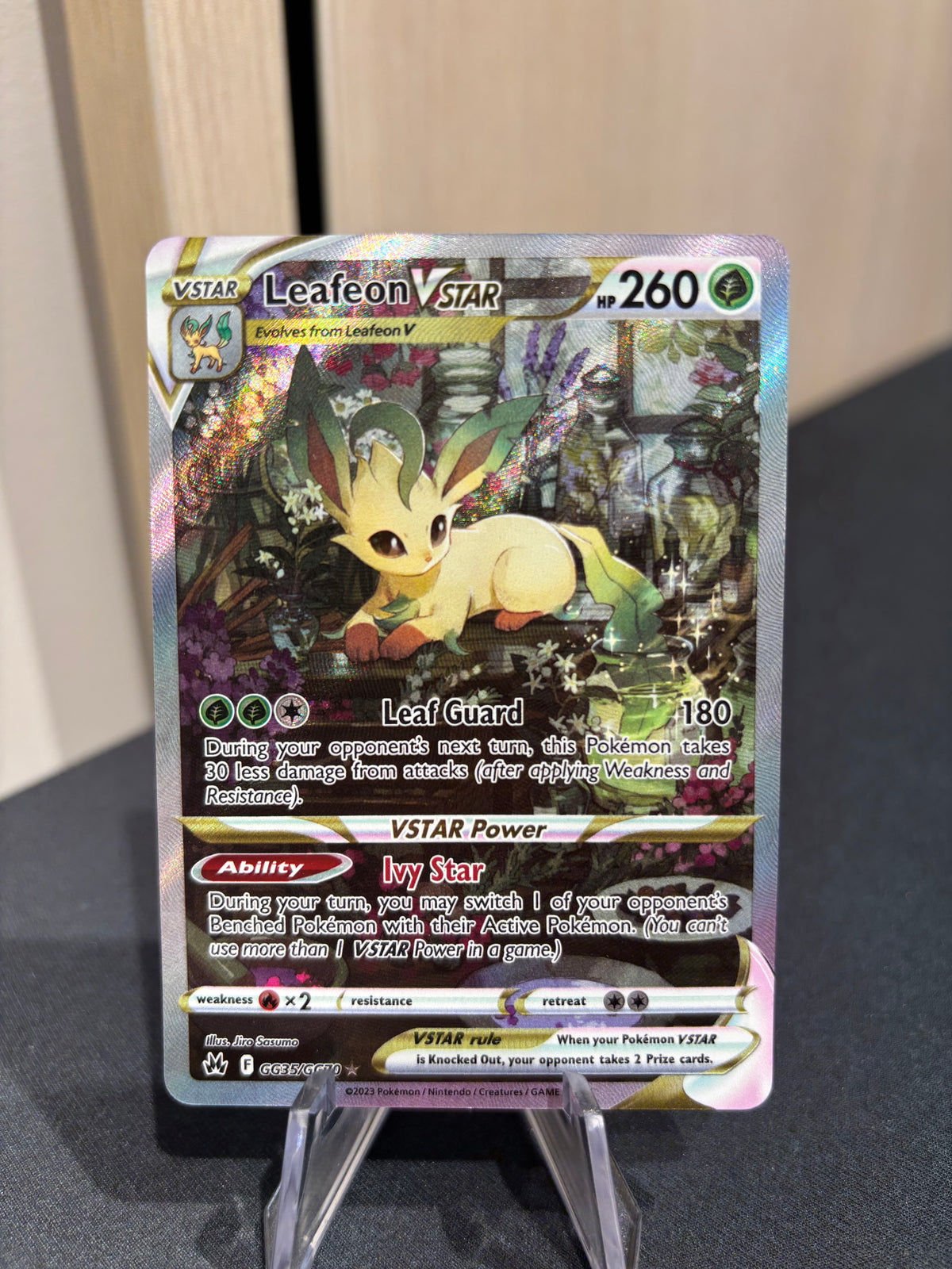 Leafeon Vstar - GG35/GG70 - Crown Zenith