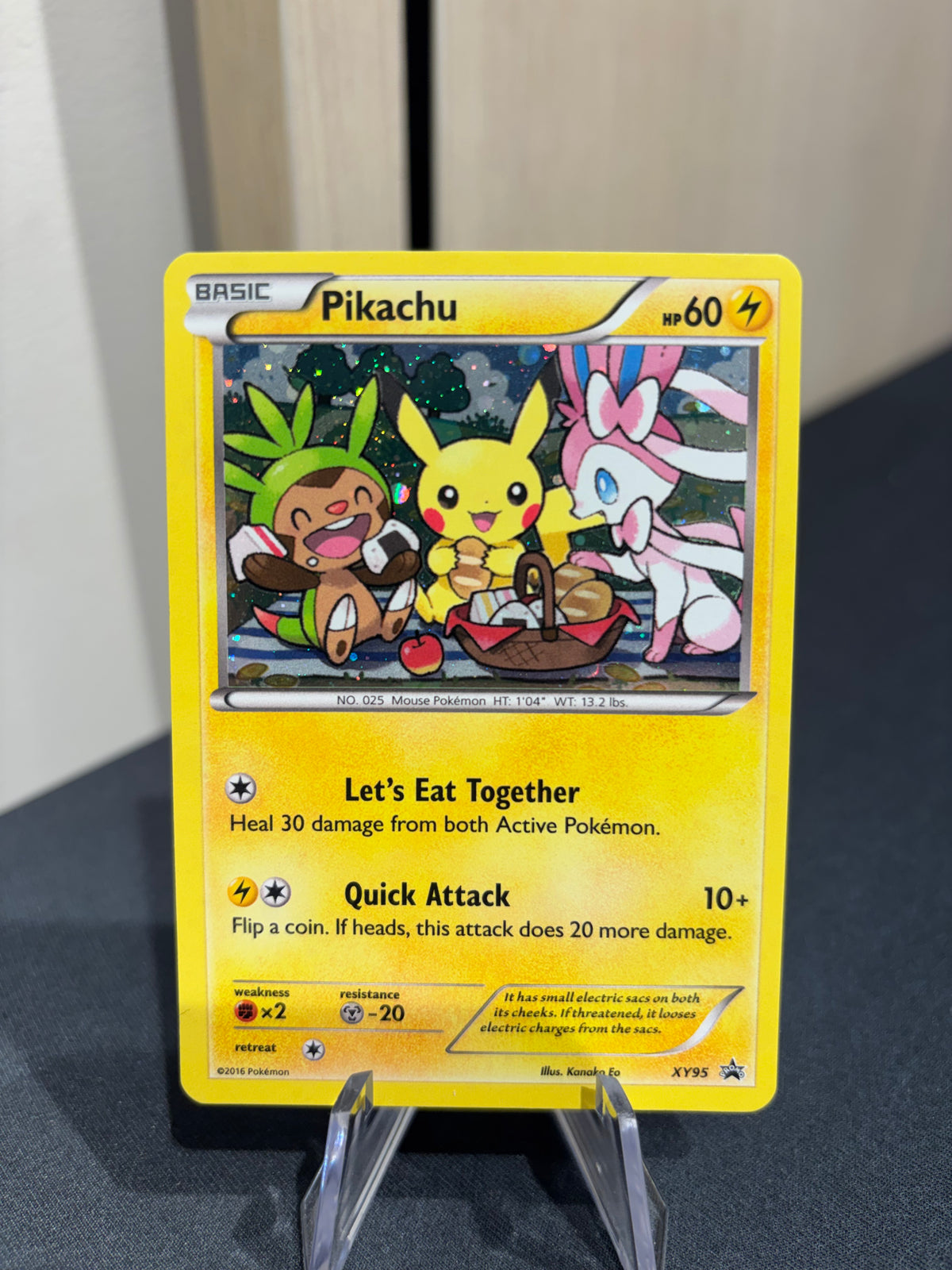 Pikachu - XY95 - XY Black Star Promo