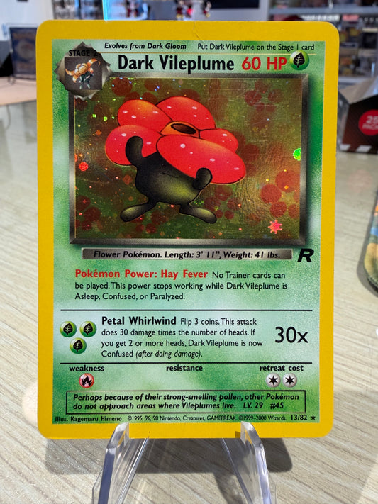 Dark Vileplume Holo - 13/82 - Rocket