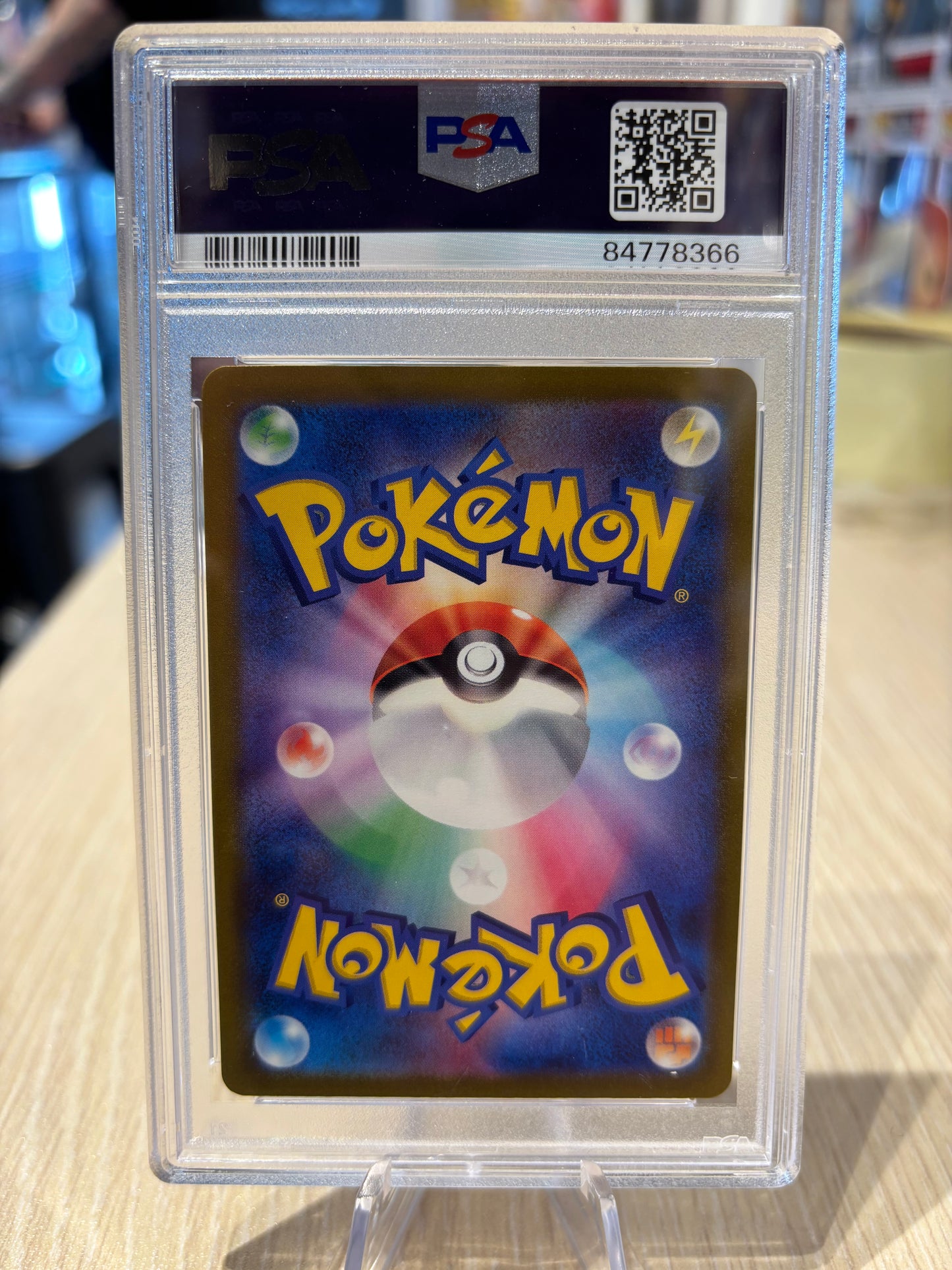 PSA 10 - Regigigas Vstar - 233/172 - Japanese Vstar Universe