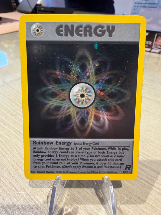 Rainbow Energy Holo - 17/82 - Rocket