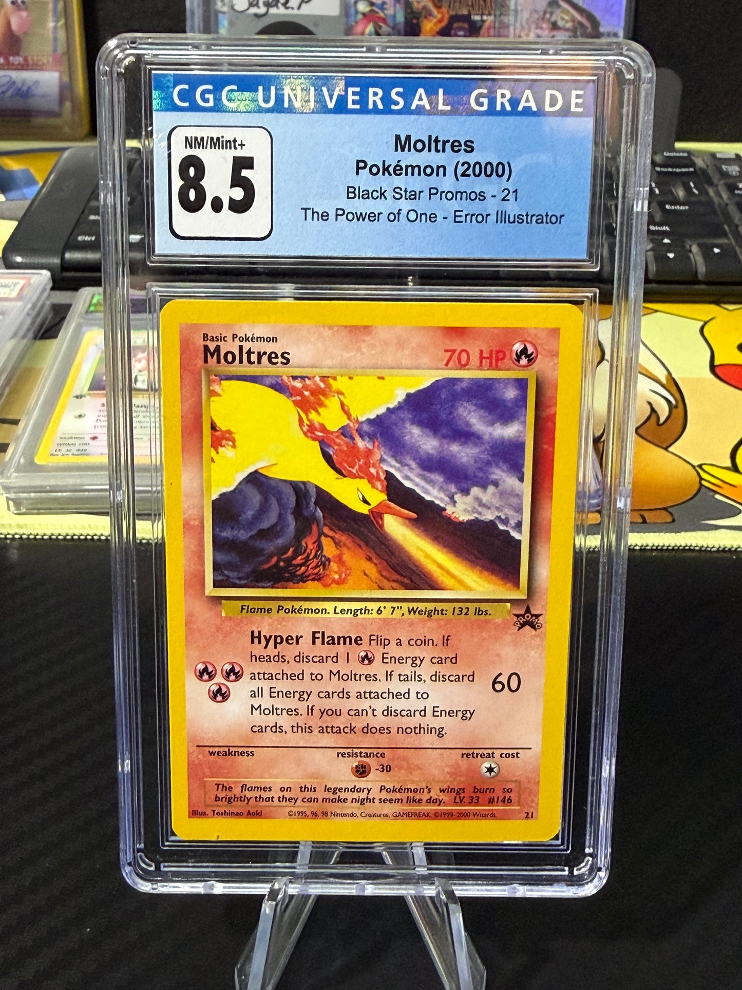 CGC 8.5 - Moltres - Black Star Promo - #21 - Error Illustrator