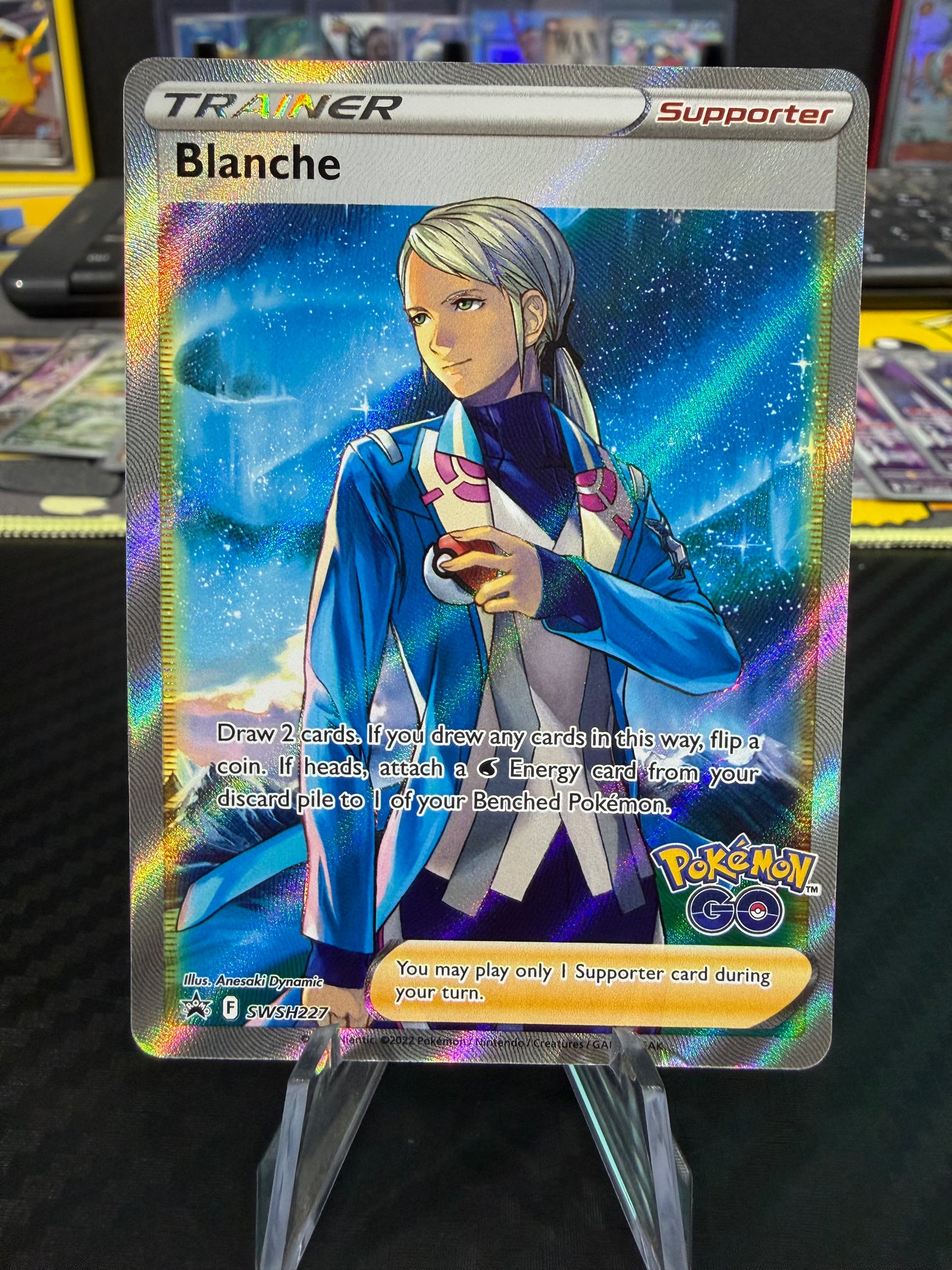 Blanche - Black Star Promo - SWSH227 - Pokemon Go Promo