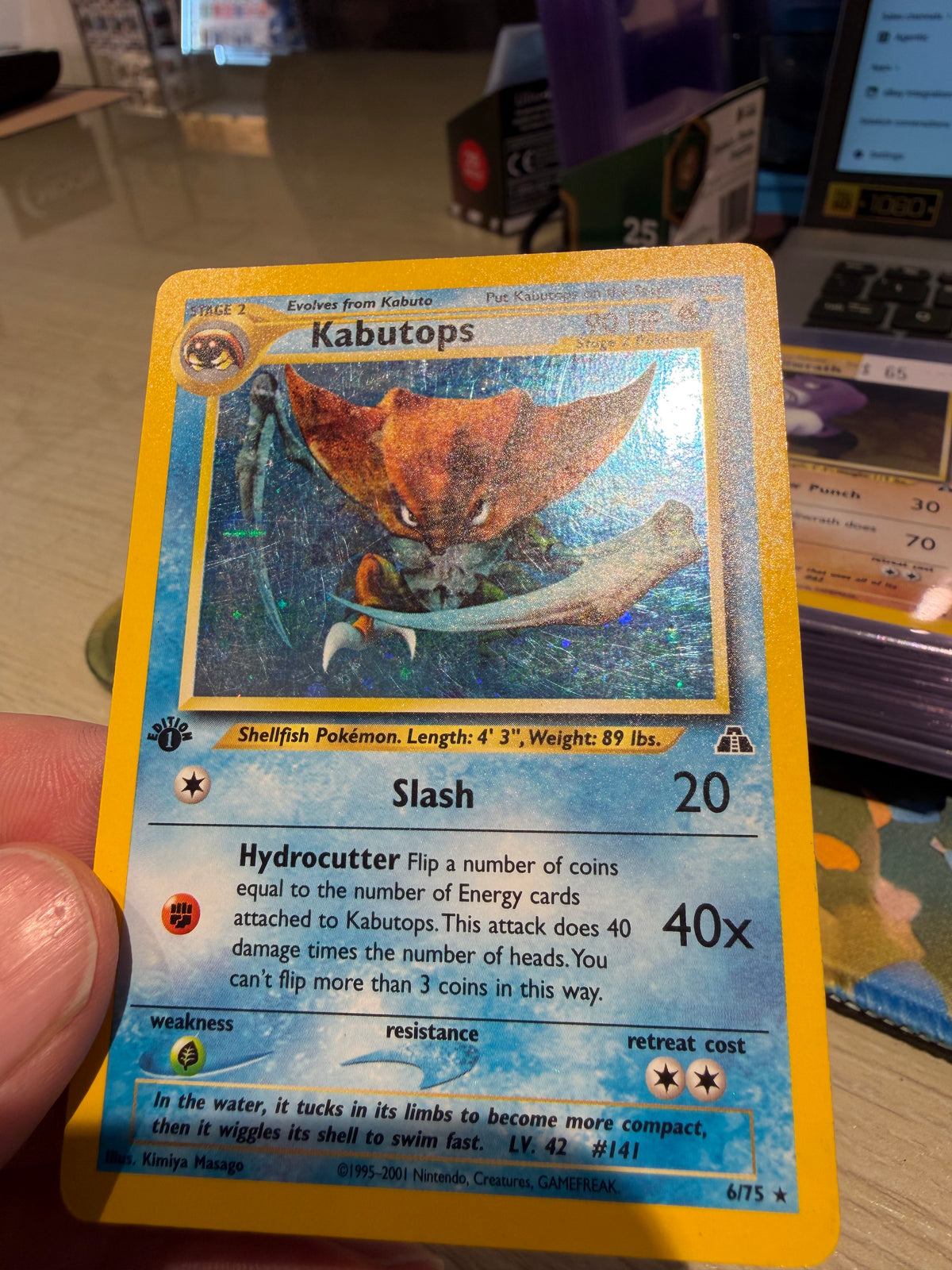 Kabutops Holo - 1st ED - Neo Discovery