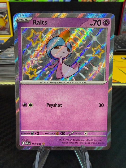 Ralts - 153/091 - Baby Shiny - Paldean Fates