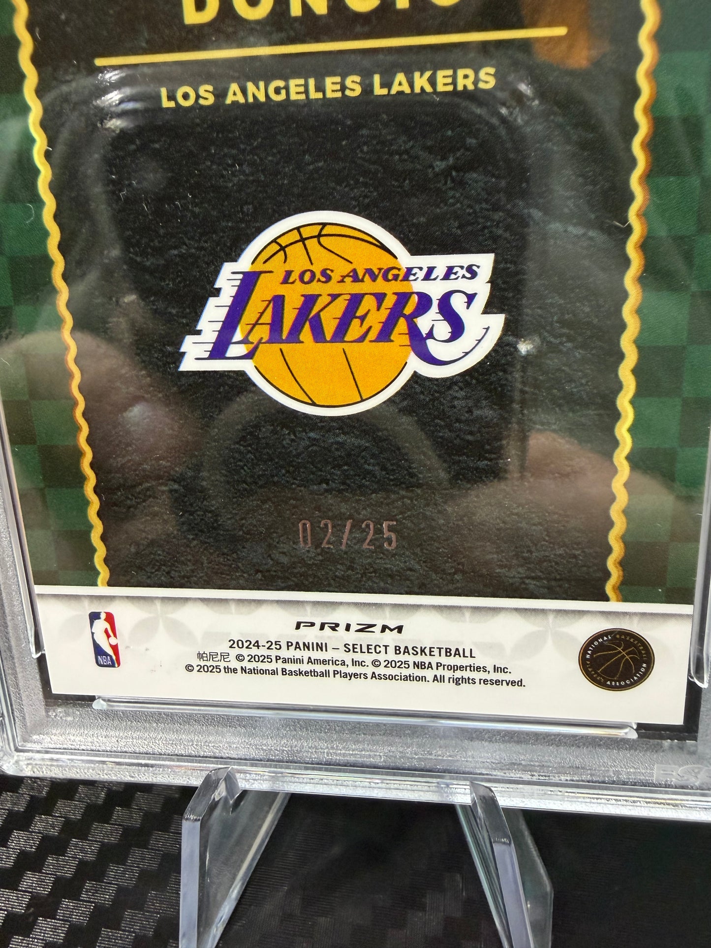 PSA 10 - Luka Doncic /25 - 2024 Panini Score Select - Throwback Tye-Dye Prizm #11 - 2/25