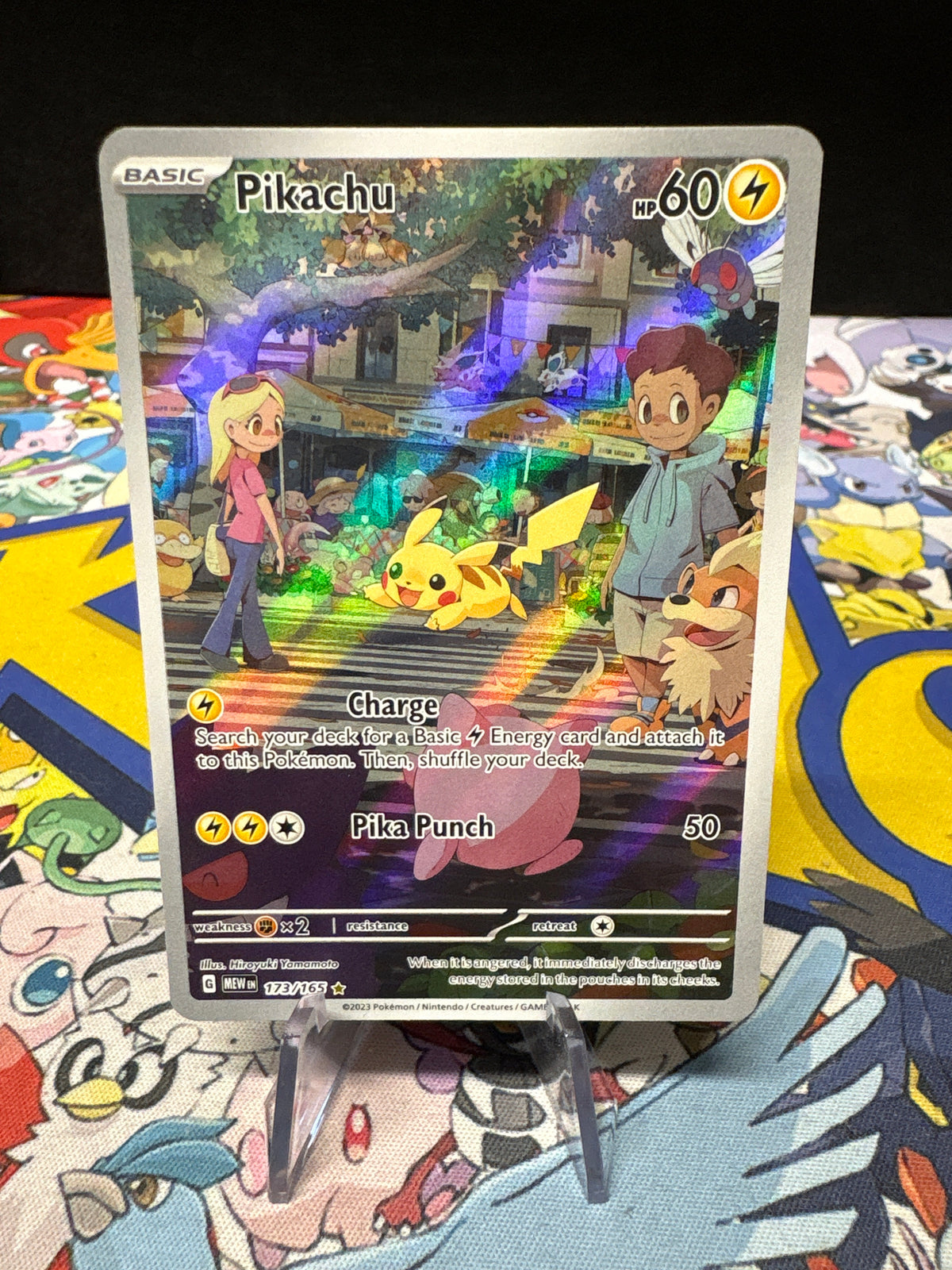 Pikachu - 173/165 - 151 English