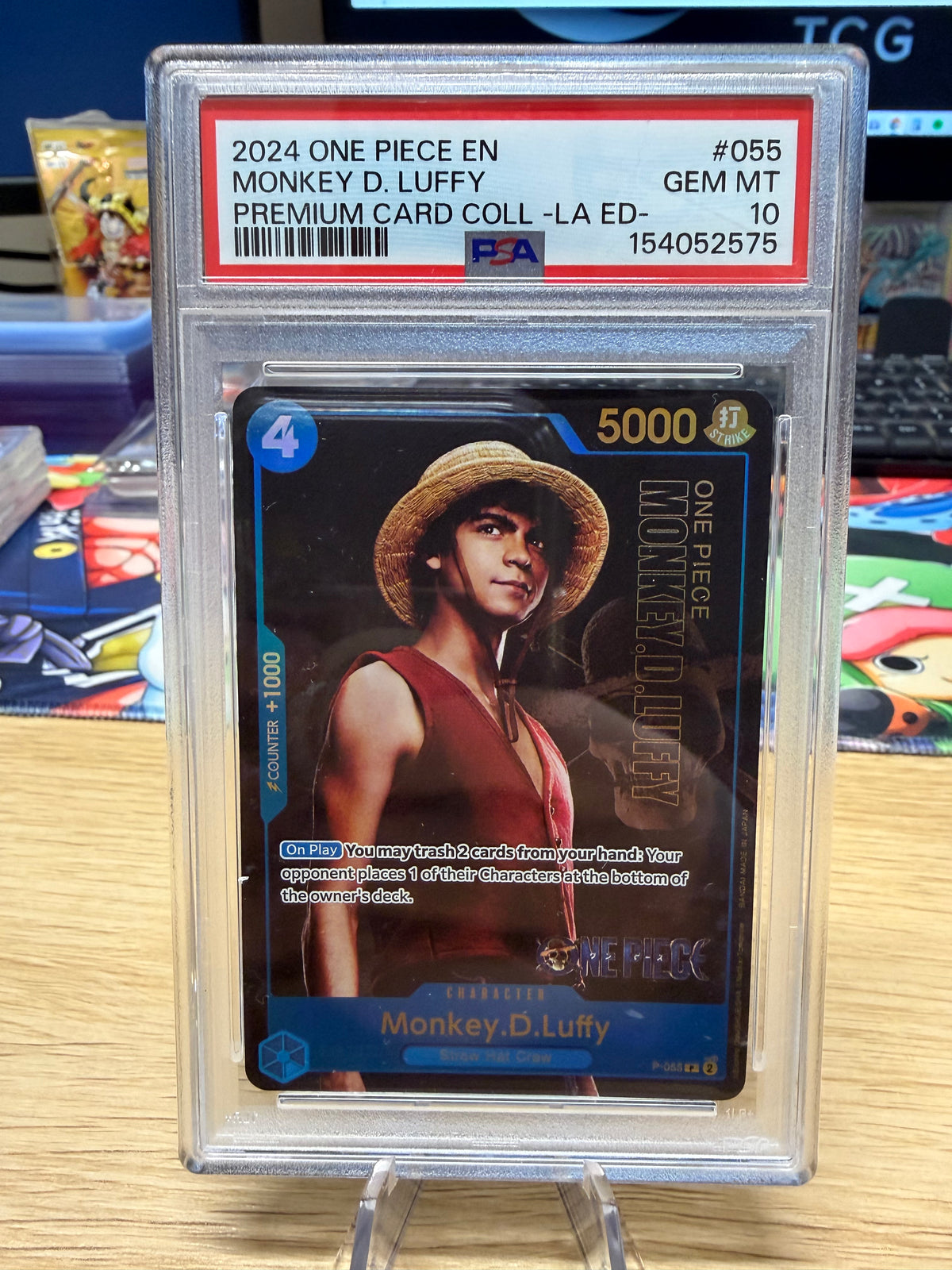 PSA 10 - Monkey D Luffy - P-055 - Premium Card Collection